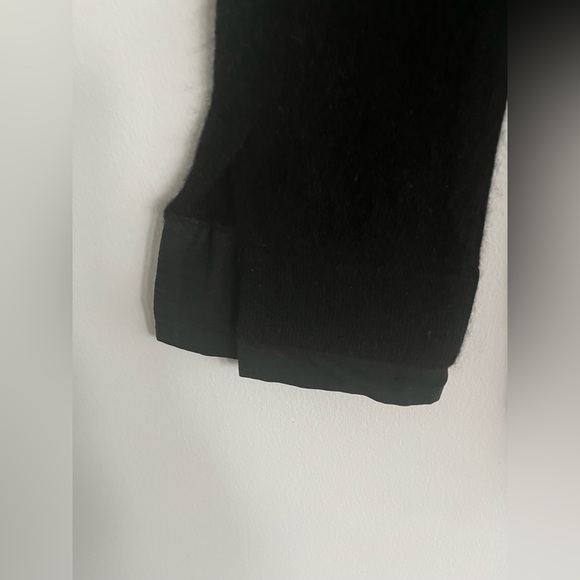 Cashmere and Silk Vue Sur Mer France Faux Layered Sweater - Picture 6 of 8